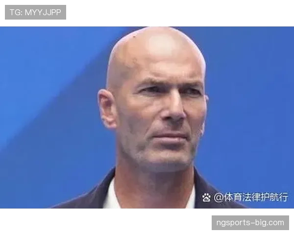 本泽马独立带队与搭档C罗时期的数据对比：核心作用与效率变化解析